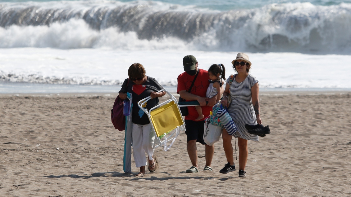 Paso a Paso: Minsal anunció cambios en 14 comunas de Chile