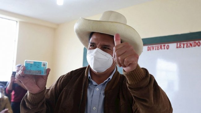 Presidente Castillo llamó al pueblo peruano a defender a su gobierno