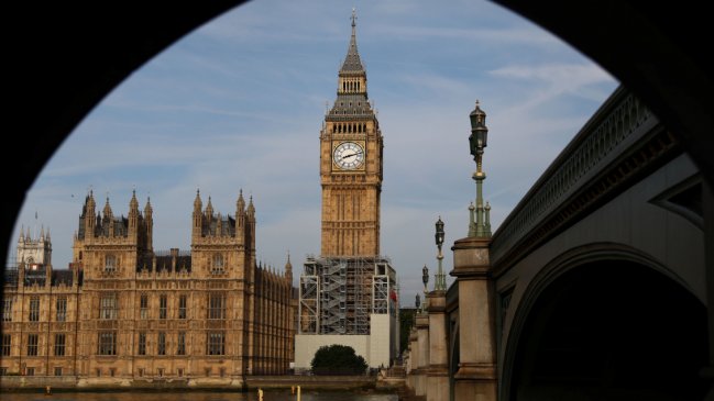 Londres apoyará a los británicos que quieran viajar a Ucrania a pelear contra Rusia