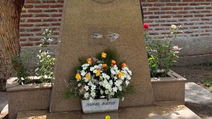   Vándalos robaron placas de monumento al histórico sindicalista Manuel Bustos 