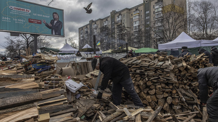 Líderes de la Unión Europea debaten apoyo a Ucrania sin darle una adhesión exprés
