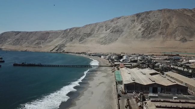 Inician trabajos de recuperación en playa El Colorado de Iquique
