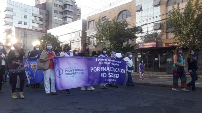 Profesores entregan programa para avanzar hacia una educación no sexista en Ñuble