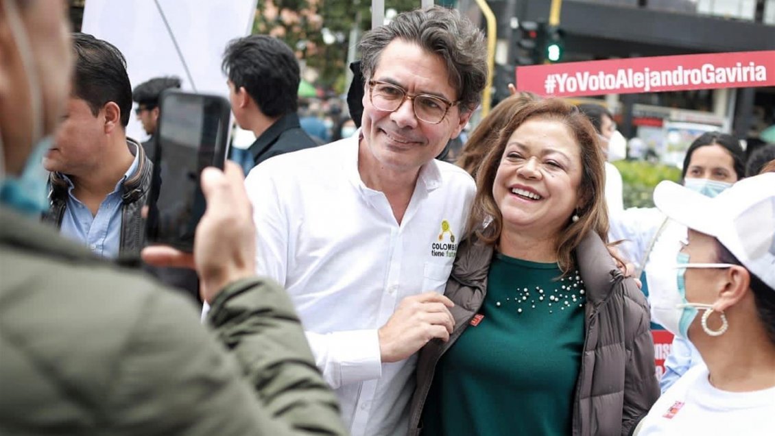 Candidatos colombianos juegan sus últimas cartas en la recta final electoral