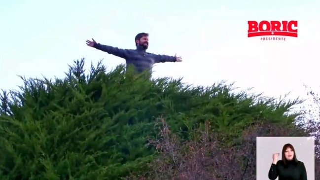 Recomiendan a turistas no subirse a ciprés de Punta Arenas por 