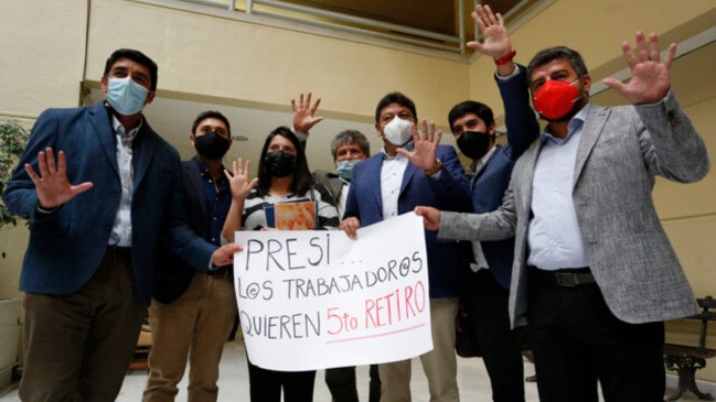 Ya está: Diputados PPD, DC, RN e independientes presentaron proyecto de 