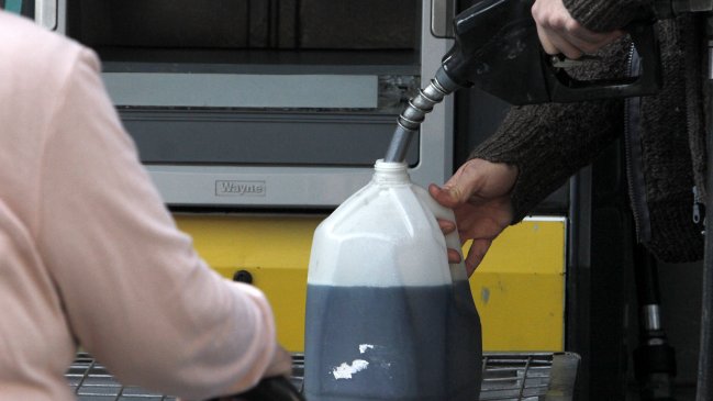 Senador pide incorporar la parafina al Mepco para amortiguar su precio que ya supera los 1.000 pesos