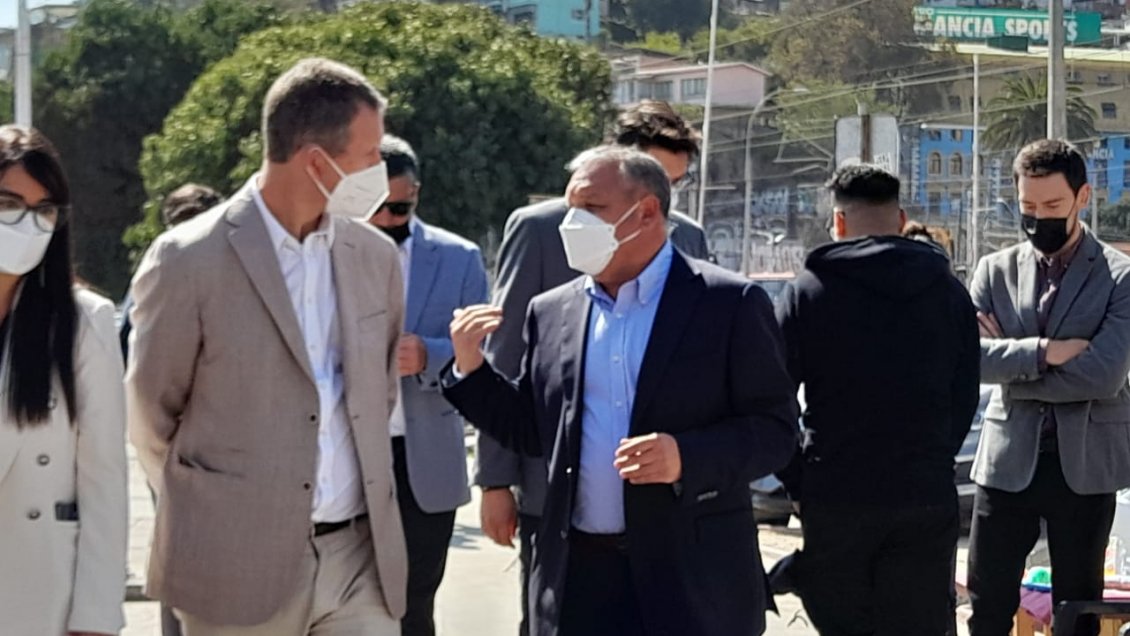 Transportes plantea vías segregadas y no descarta restricción vehicular en Gran Valparaíso