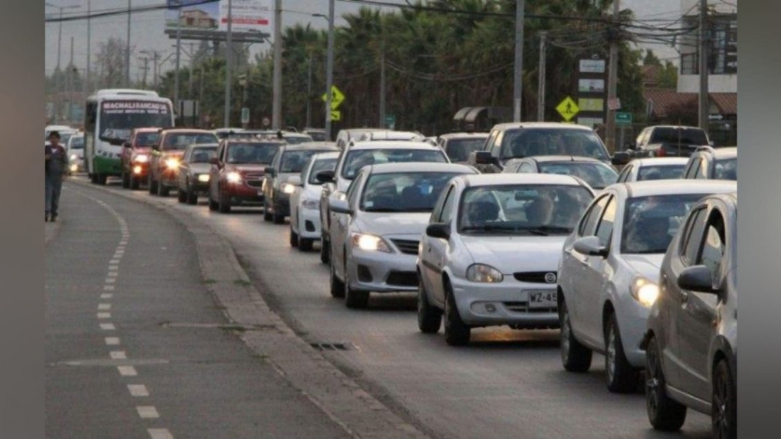 Anuncian proyecto gratuito de buses escolares para enfrentar congestión vehicular en O'Higgins