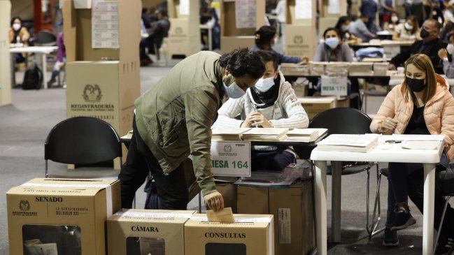Polémico conteo en Colombia: hubo más de 390.000 votos a favor de la izquierda no informados