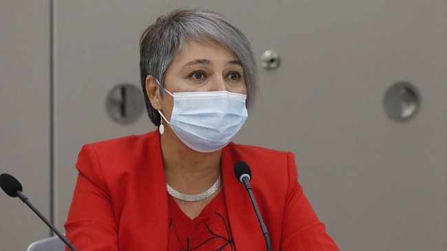 Ministra Jara: Reducción de la jornada laboral le hará bien a la productividad del país