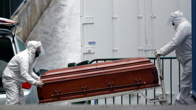 Minsal sumó más de 11.000 nuevos fallecimientos por Covid-19 tras incluir los decesos probables