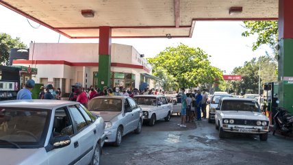   Largas colas y gasolineras vacías por falta de combustibles en La Habana 