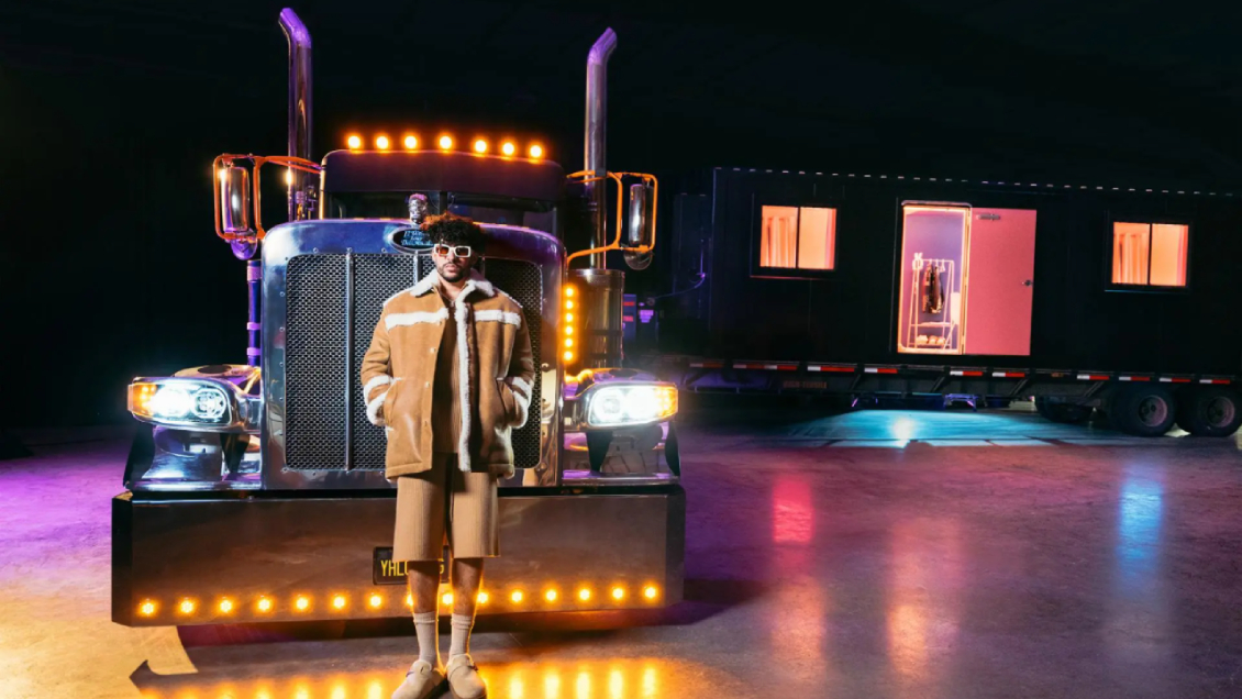 ¿Cuánto cuesta alojarse?: Bad Bunny pone su camión en arriendo en Airbnb