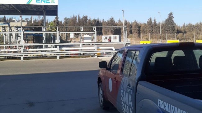 SMA formula cargo grave contra Enex tras derrame de petróleo ocurrido en la bahía de Quintero