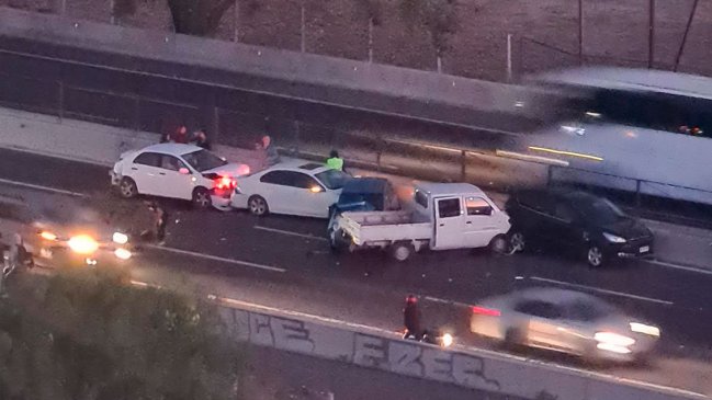 Choque múltiple provoca alta congestión vehicular en la Ruta 68