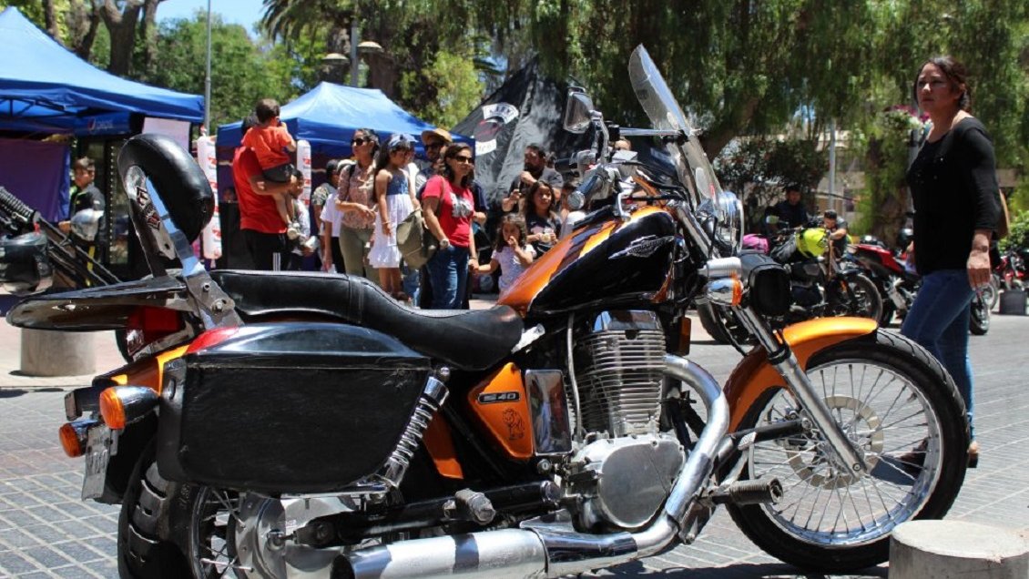 Sospechosos de robar moto desde una tienda en Talca quedaron prisión preventiva