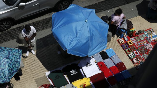 Alcalde alerta sobre mafias en Estación Central: 