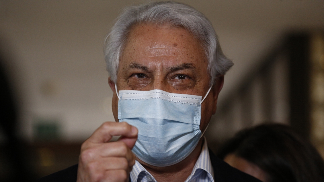 Naranjo llamó a pares a 