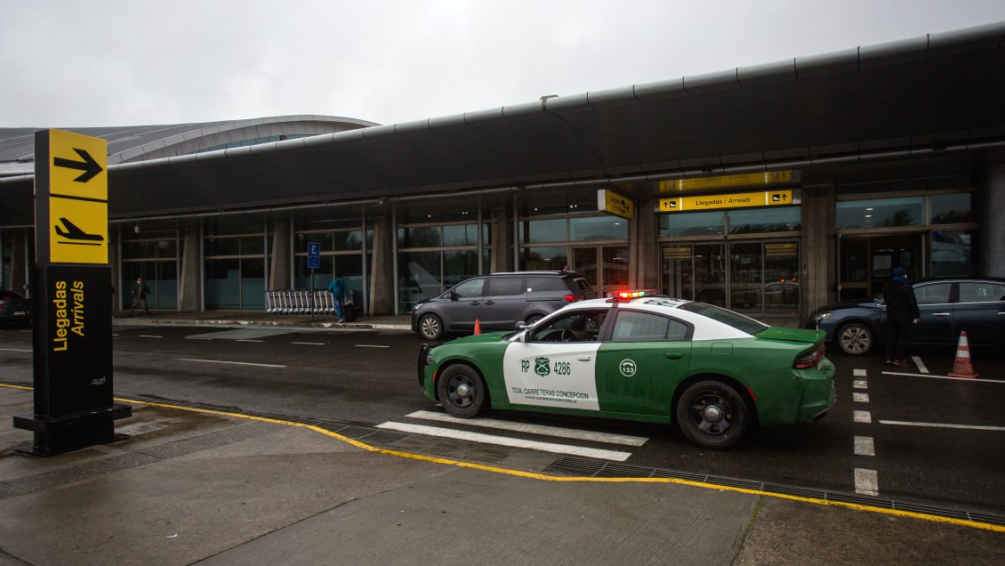Avisos de bomba forzaron evacuación y cese de operaciones en Aeropuerto Carriel Sur