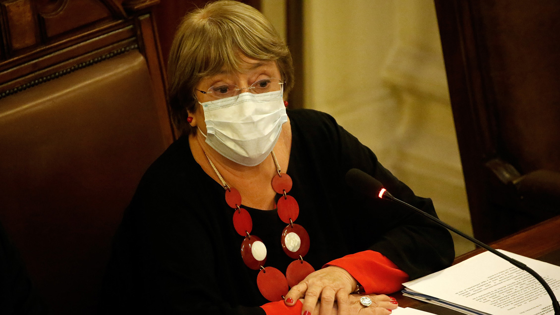 Fundación de Bachelet emplazó a la Convención a 