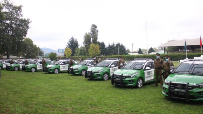 Carabineros de La Araucanía recibió nuevos vehículos y motos todo terreno