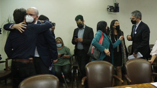 Gobierno logró primer éxito contra el quinto retiro en el Congreso