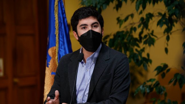 Diputado DC dijo que Marcel los felicitó tras caída de los retiros y jefe de bancada lo desmintió