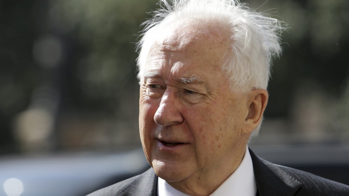 Cencosud oficializó salida de Horst Paulmann del directorio tras más de 40 años