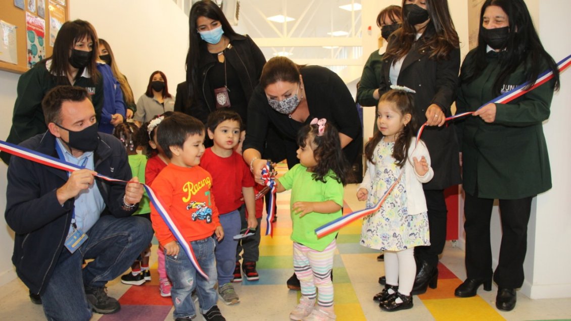 Junji reinauguró dos jardines infantiles en Punta Arenas, completamente remodelados