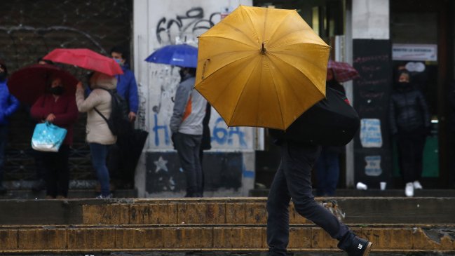 Delegada de la RM realizó positivo balance tras sistema frontal: Abordamos los casos más críticos en la región