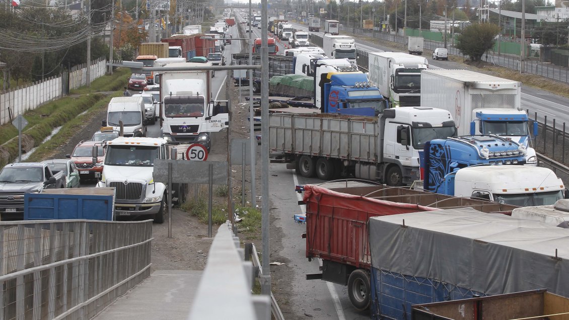 Gobierno querellará por Ley de Seguridad del Estado a camioneros que incumplieron ultimátum