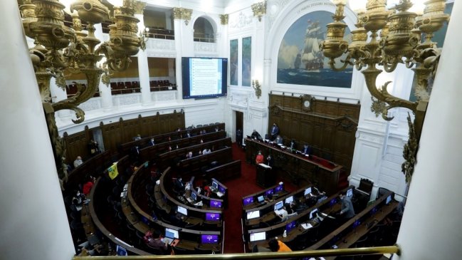 Convención: Centroizquierda busca apoyos para el acuerdo sobre sistema político