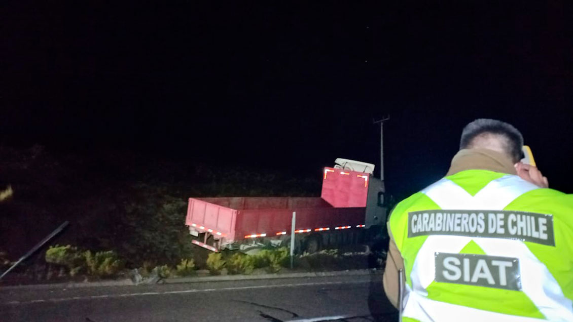 Mujer murió en el volcamiento de un camión en la ruta que une Huara y Colchane