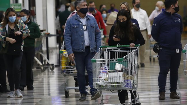 Sujetos dispararon con arma de fogueo a guardia de supermercado en Valparaíso