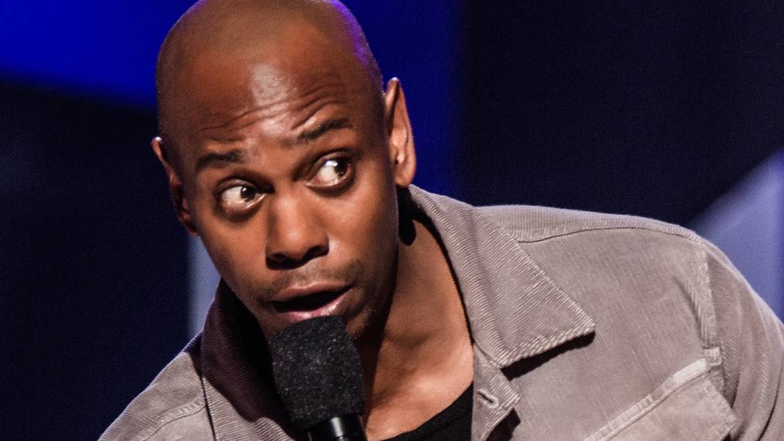 El comediante Dave Chappelle fue atacado por hombre armado en pleno show