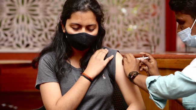 El mundo registra la menor incidencia de covid desde la llegada de ómicron