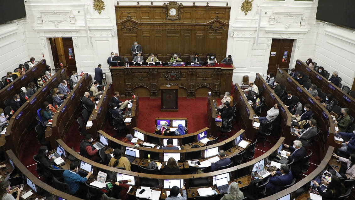 Para cumplir con los plazos: Convención determina que los domingos son días hábiles