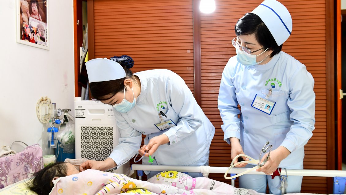 China tendrá 5,5 millones de enfermeras en 2025