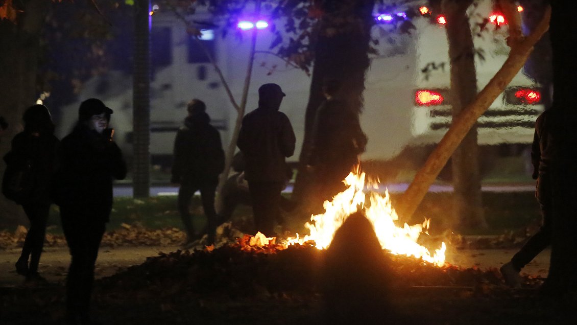 Mujer recibió pedrada en la cabeza en medio de incidentes en Plaza Italia