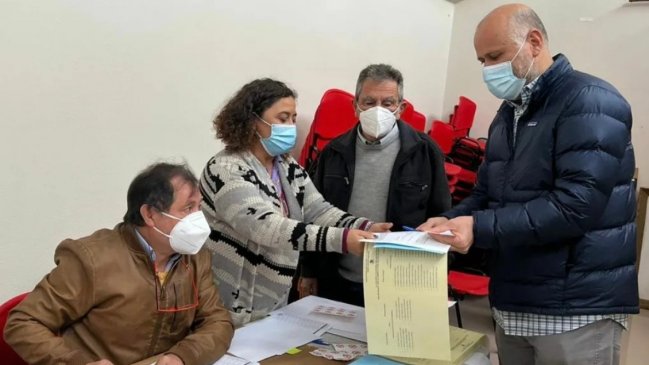 Partido Socialista vota este domingo para decidir a su nuevo comité central