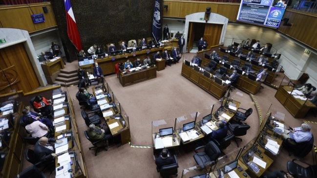 En votación casi unánime, el Senado aprobó el aumento del salario mínimo