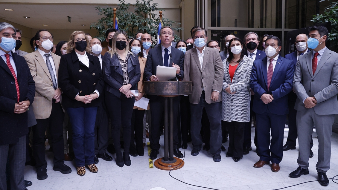 Diputados de Chile Vamos cerraron la puerta a la acusación contra la ministra Siches