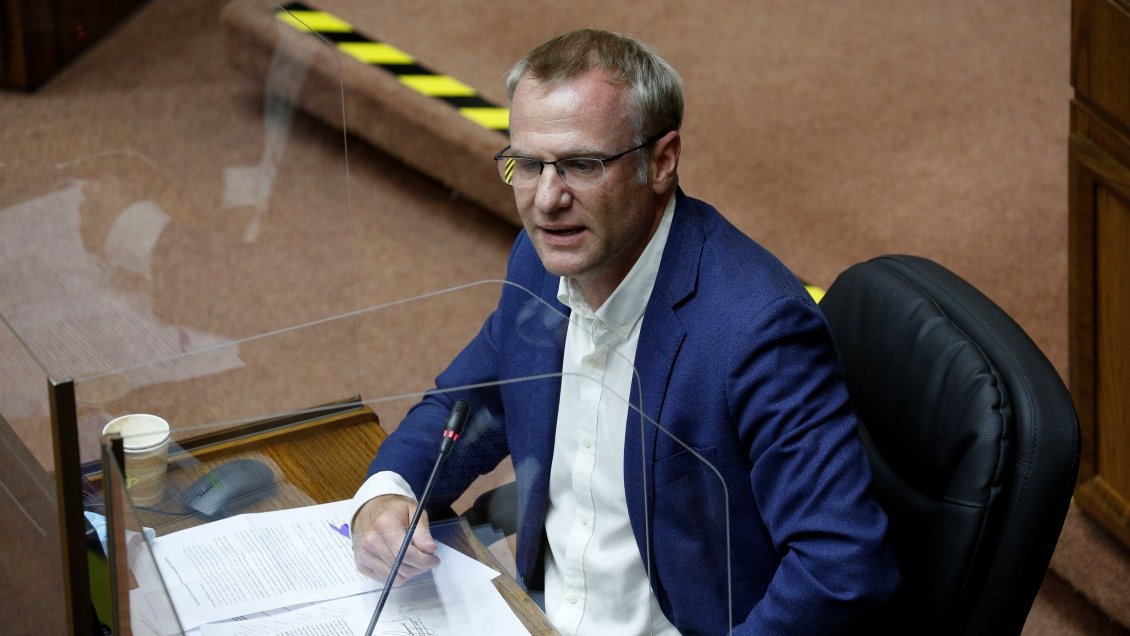 Felipe Kast denunciado a la Comisión de Ética por noticia falsa sobre Maduro y la Convención