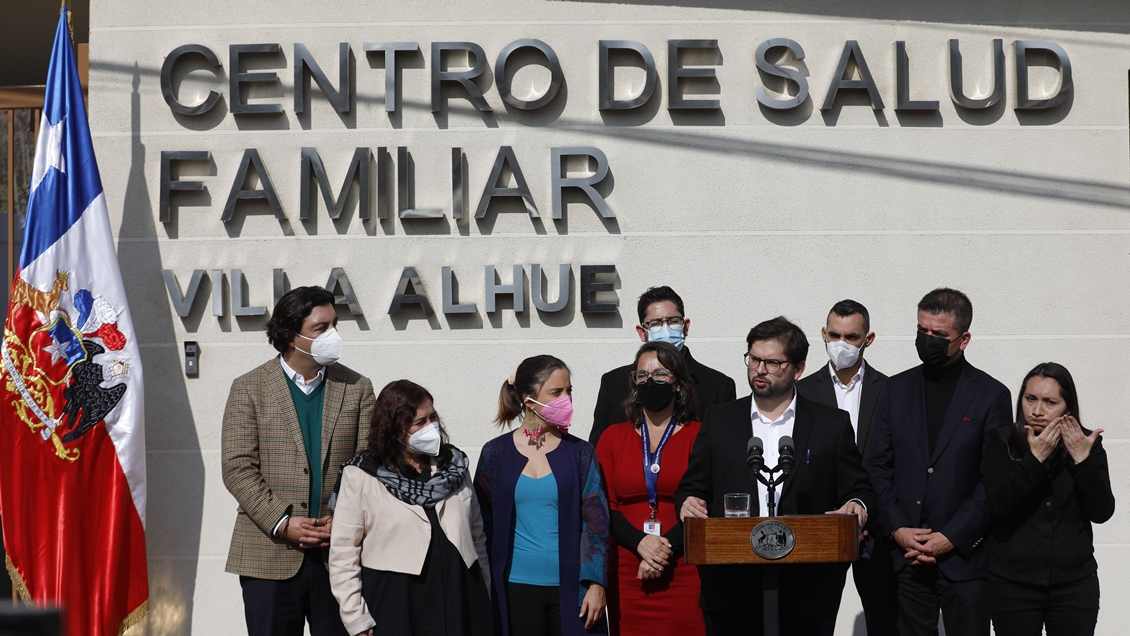 Presidente Boric inauguró el nuevo Cesfam de Alhué