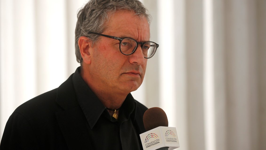 Comité externo de Ética sobreseyó a convencional Fontaine por dichos sobre ahorros previsionales