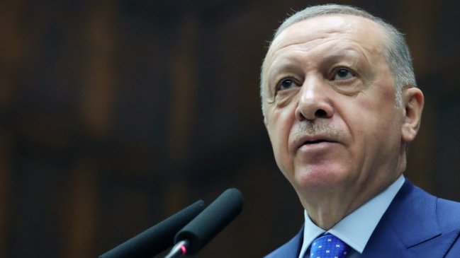 Masiva protesta en Estambul contra el 