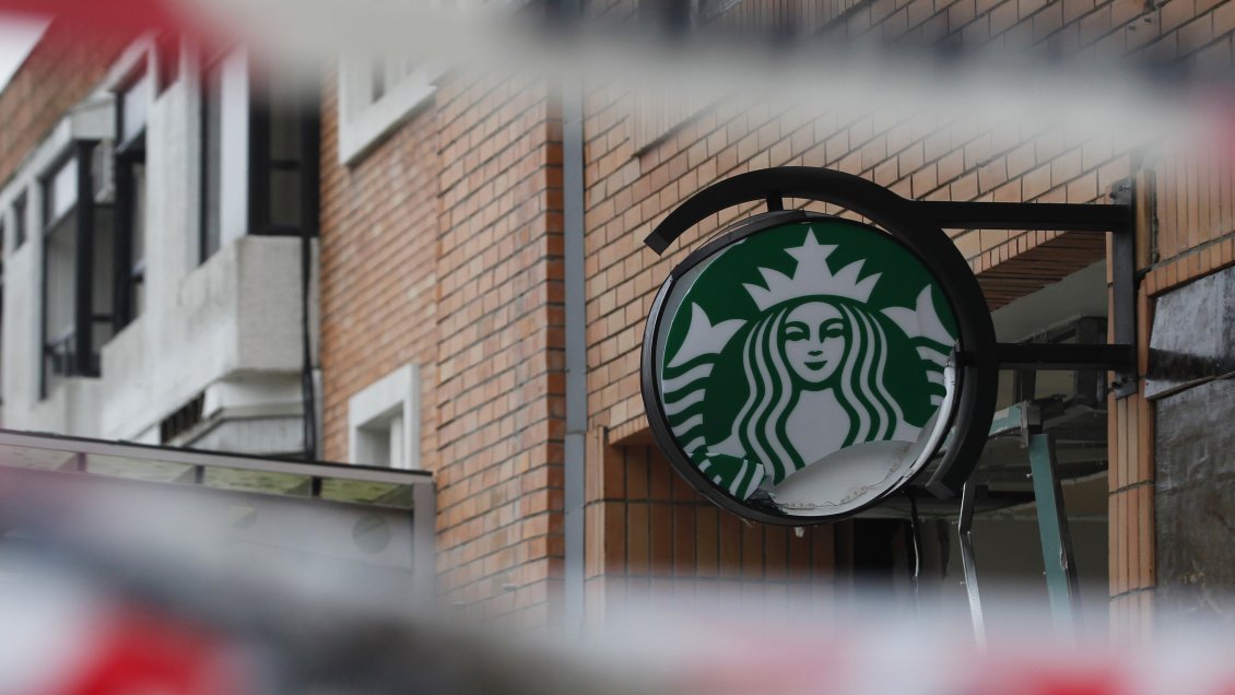 Starbucks se va de Rusia por la invasión a Ucrania