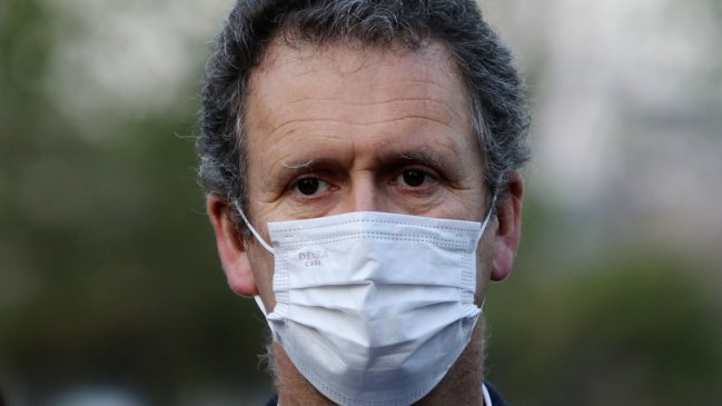 Ministro de Transportes: No entiendo cómo hay gente que cree que quemar micros es una buena forma de protestar