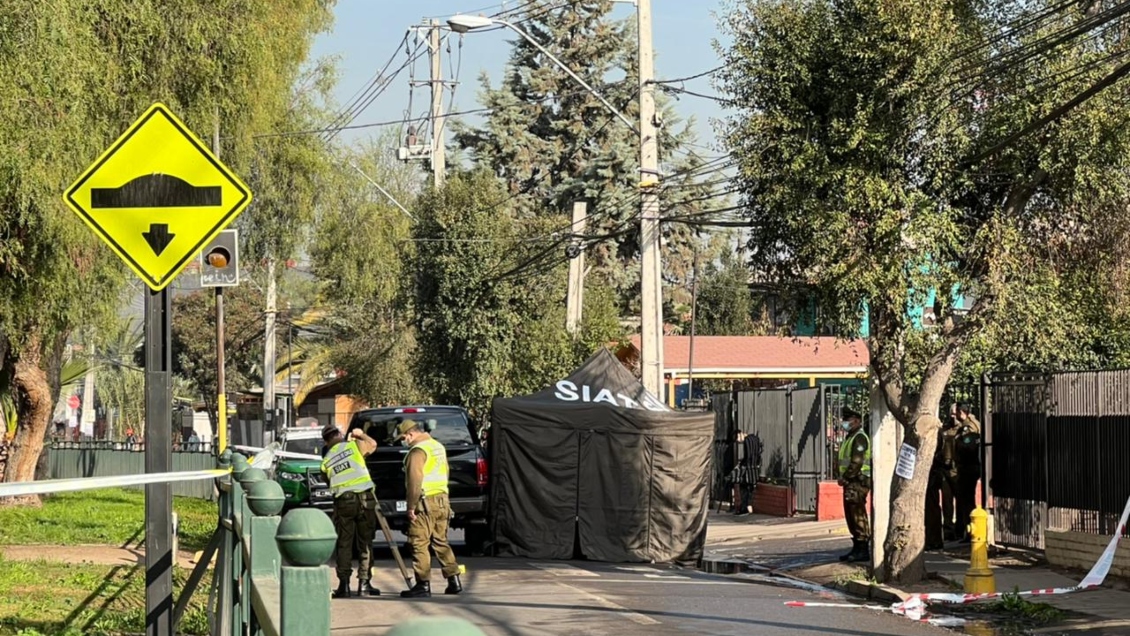 Mujer murió atropellada cuando iba a dejar a su hijo a un colegio de Maipú
